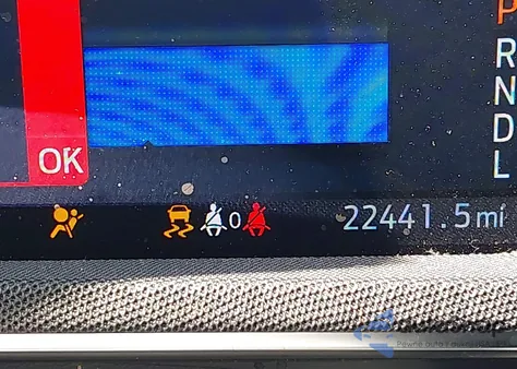 2022 Ford Mustang Mach-E Select z USA, uszkodzony, nr VIN 3FMTK1RMXNMA01224